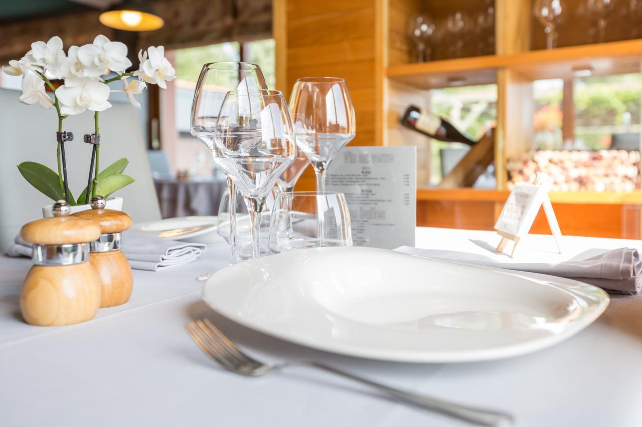 Logis Hotel Restaurant La Tour Dunieres ภายนอก รูปภาพ