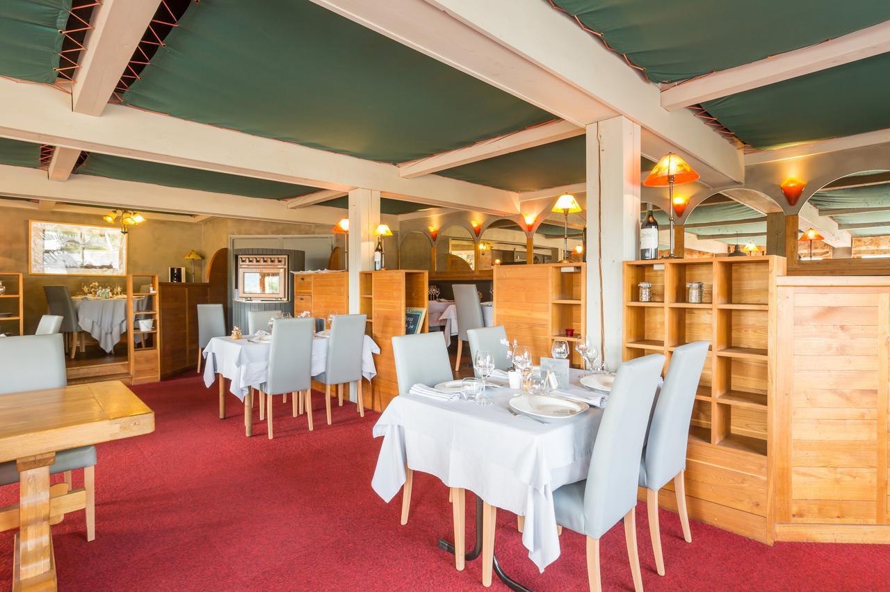 Logis Hotel Restaurant La Tour Dunieres ภายนอก รูปภาพ