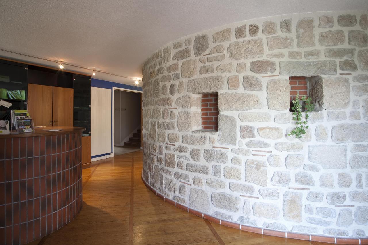 Logis Hotel Restaurant La Tour Dunieres ภายนอก รูปภาพ