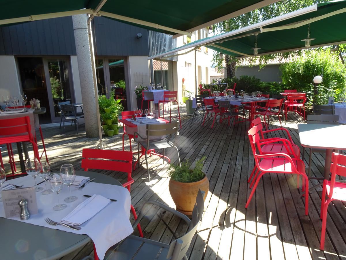 Logis Hotel Restaurant La Tour Dunieres ภายนอก รูปภาพ