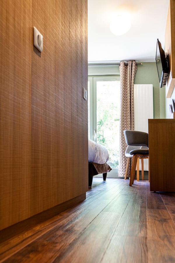 Logis Hotel Restaurant La Tour Dunieres ภายนอก รูปภาพ